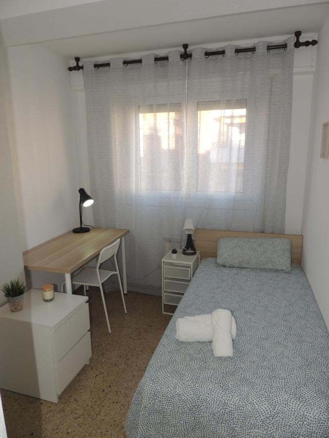 Bonito Apartamento En Tarragona Centro Apartment Bagian luar foto